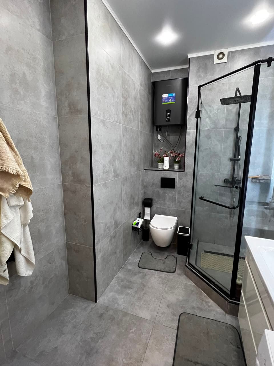 Элитка, 63 м2, этаж 11/14, ж/к Гранд Виктория (Grand Victoria), Сост: Евроремонт - фото 8