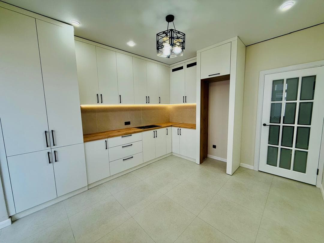 Элитка, 2 ком, 74 м2, этаж 7/9, ж/к JIbek City, Сост: Евроремонт - фото 8